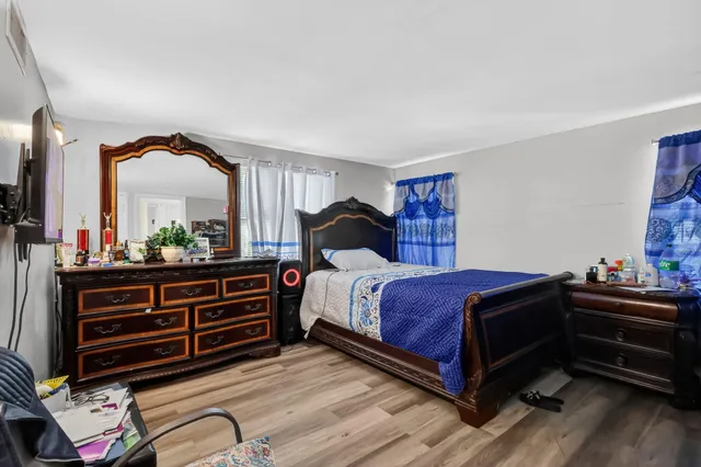 $425,000 | 831 30th Court, West Palm Beach, FL 33407