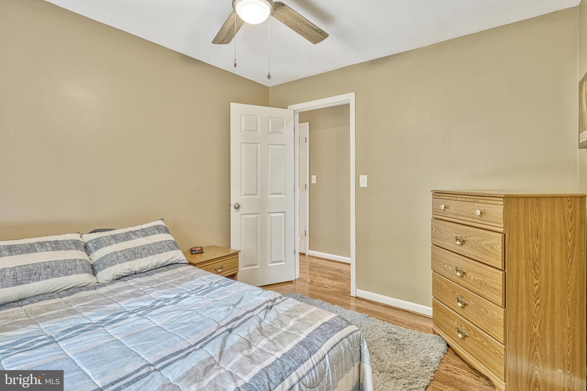2637 Logmill Road Haymarket, VA 20169 - Photo 19 of 53 2nd bedroom