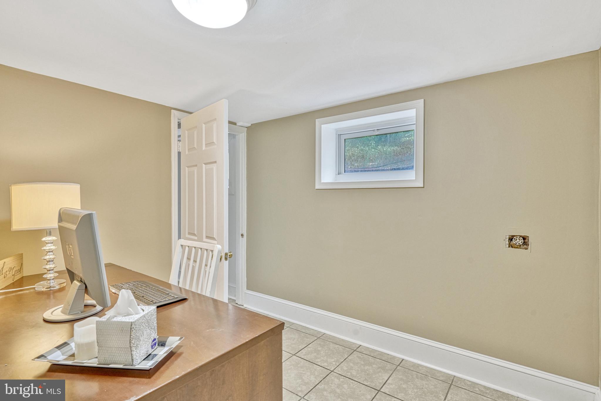 2637 Logmill Road Haymarket, VA 20169 - Photo 32 of 53 Lower-level office