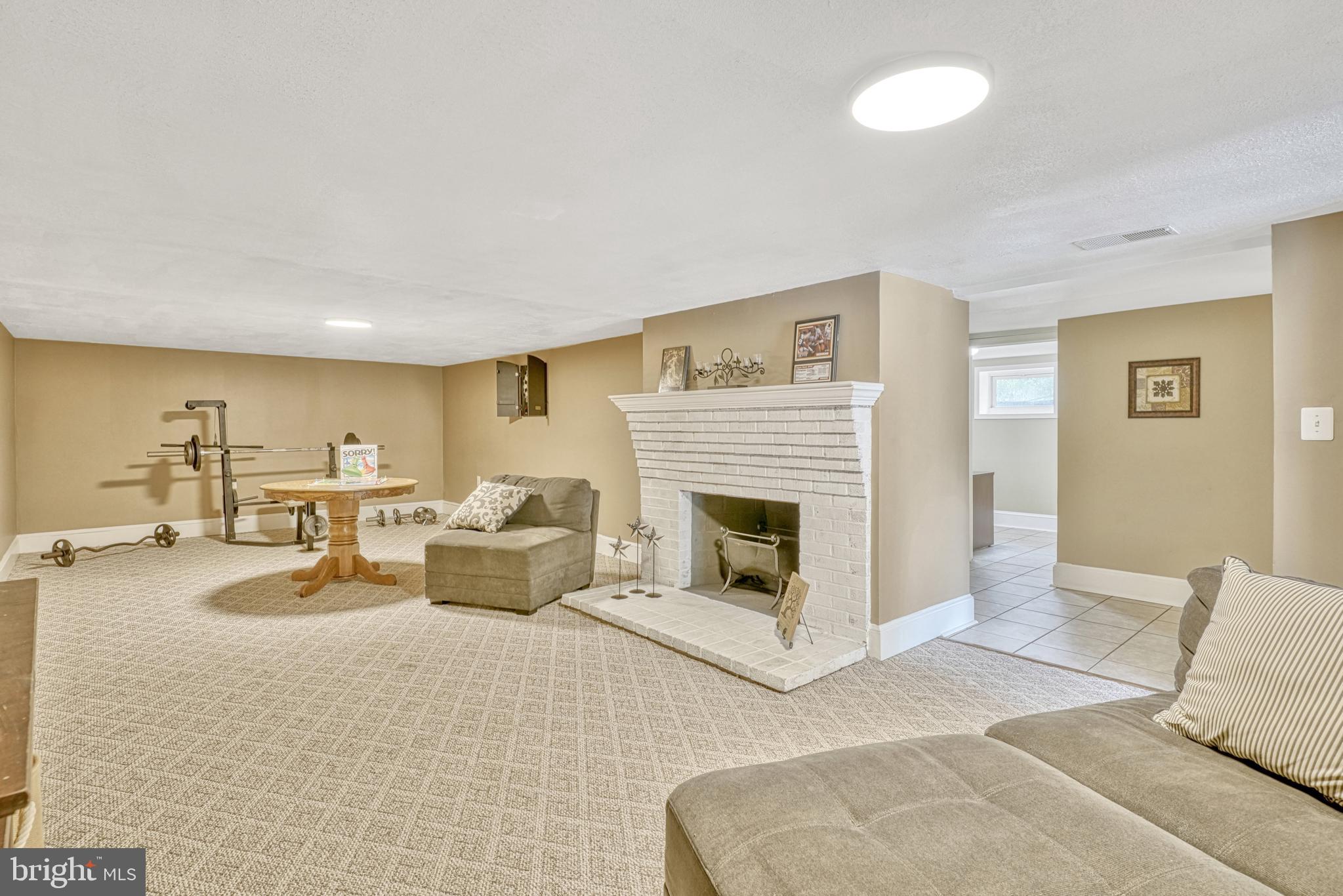 2637 Logmill Road Haymarket, VA 20169 - Photo 42 of 53 Great Family room/ Game Room w. fireplace