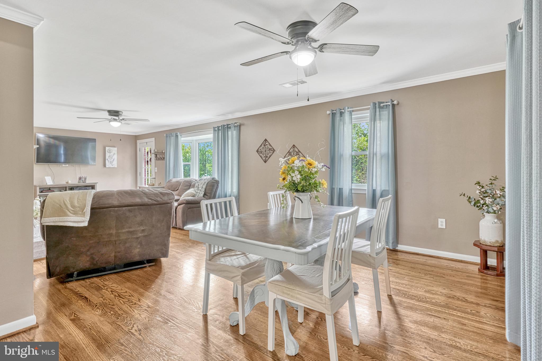 2637 Logmill Road Haymarket, VA 20169 - Photo 10 of 53 Dining room to Living room w ceiling fans