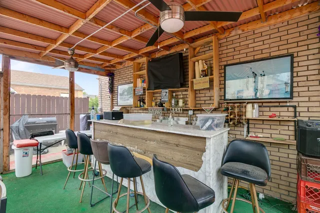 $410,000 | 1619 Washington Boulevard, Maywood, IL 60153