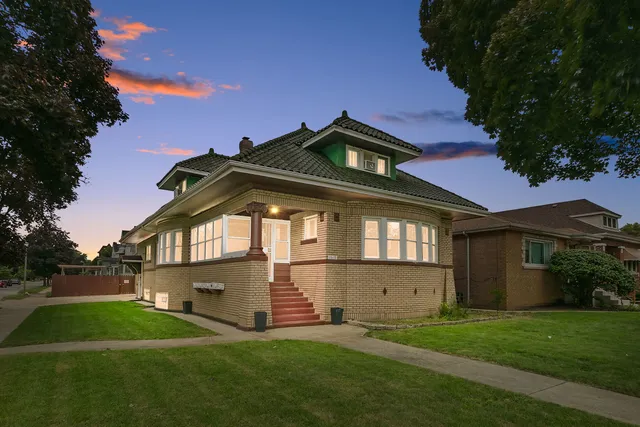 $410,000 | 1619 Washington Boulevard, Maywood, IL 60153