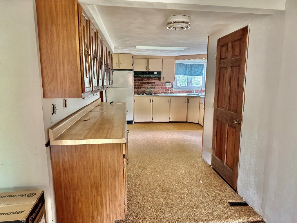 116 Old State Road Binghamton, NY 13901 - Photo 7 of 18