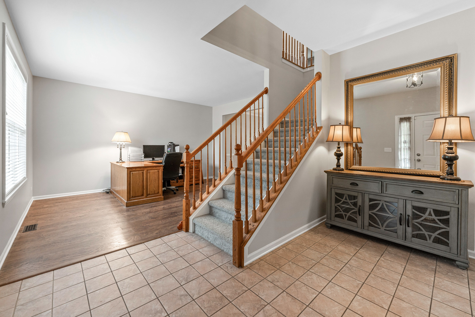 2571 Rourke Drive Aurora, IL 60503 - Photo 7 of 46 Gallery Image 7