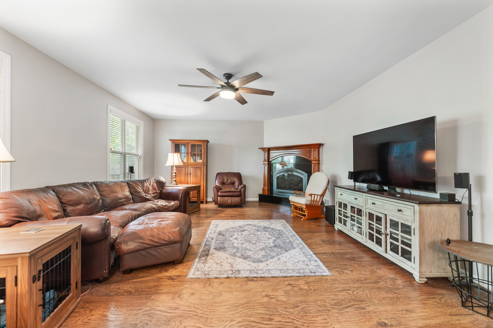 2571 Rourke Drive Aurora, IL 60503 - Photo 10 of 46 Gallery Image 10