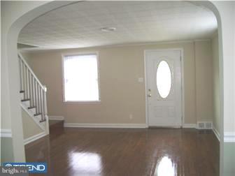 357 Holmes Road Holmes, PA 19043 - Photo 5 of 19 Living Room