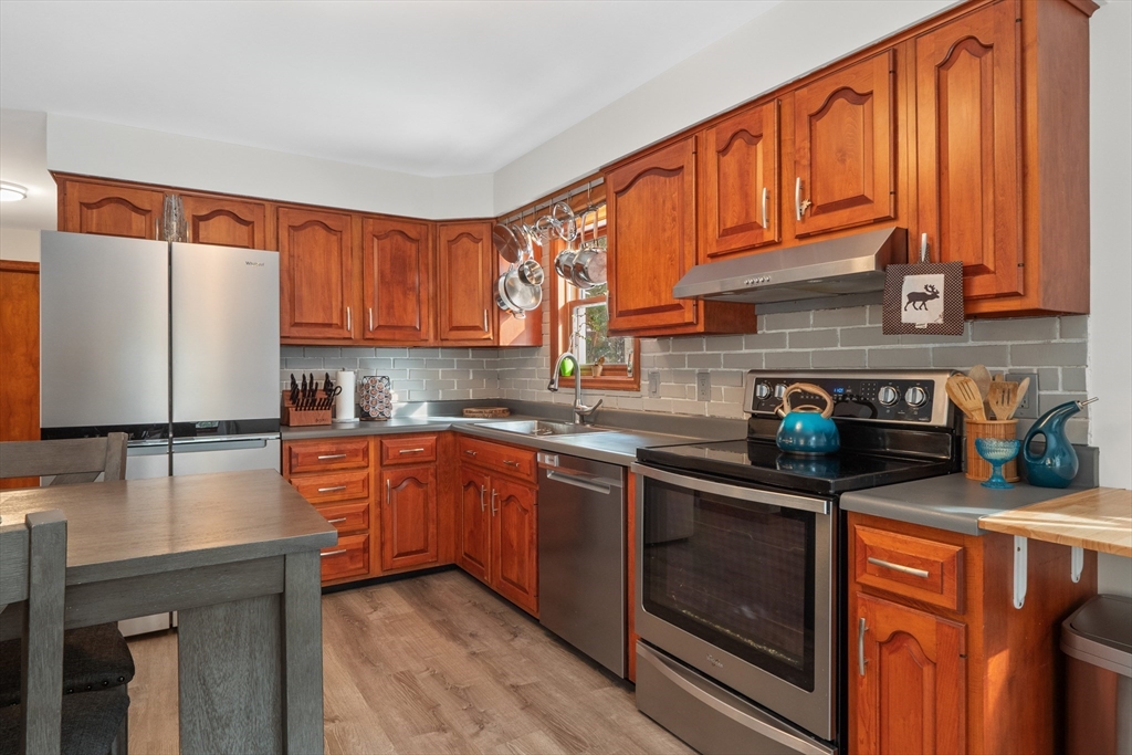 18 Plainfield Road Cummington, MA 01026 - Photo 12 of 30 Gallery Image 12