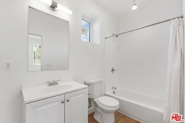 $1,529,000 | 1955 Bonsallo Avenue, Los Angeles, CA 90007