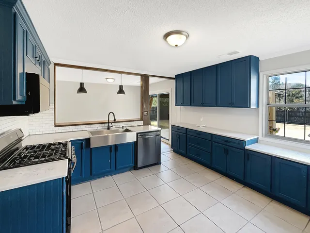 $367,000 | 8249 Longridge Road, Charleston, SC 29418