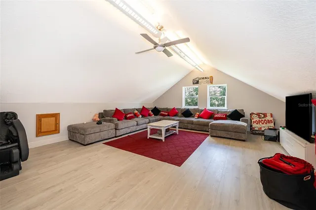 $1,590,000 | 17550 County Road 455, Montverde, FL 34756