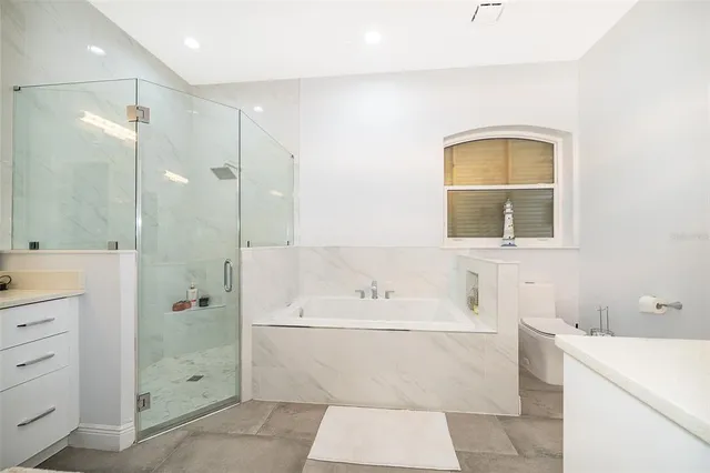 $1,590,000 | 17550 County Road 455, Montverde, FL 34756