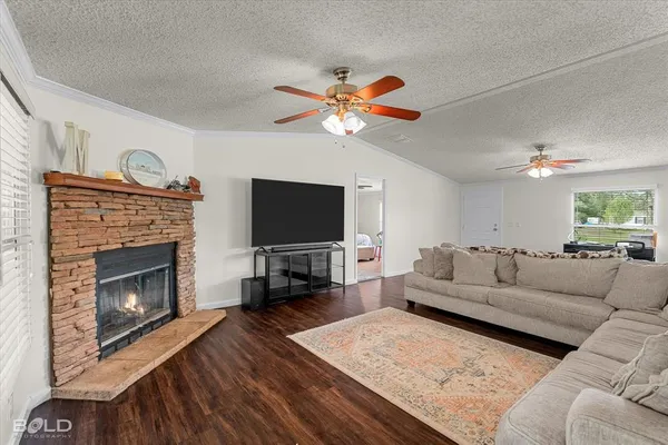 $200,000 | 8749 Pinehaven Drive, Keithville, LA 71047