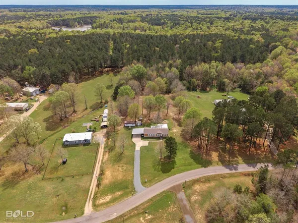 $200,000 | 8749 Pinehaven Drive, Keithville, LA 71047