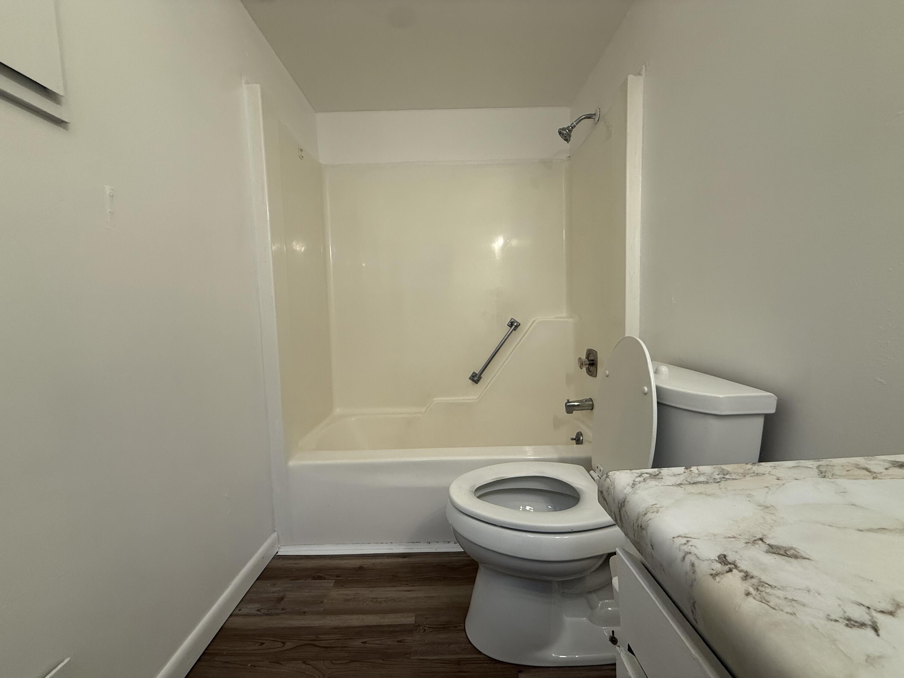 1632 Ohio Avenue Lansing, MI 48906 - Photo 24 of 31 IMG_7265