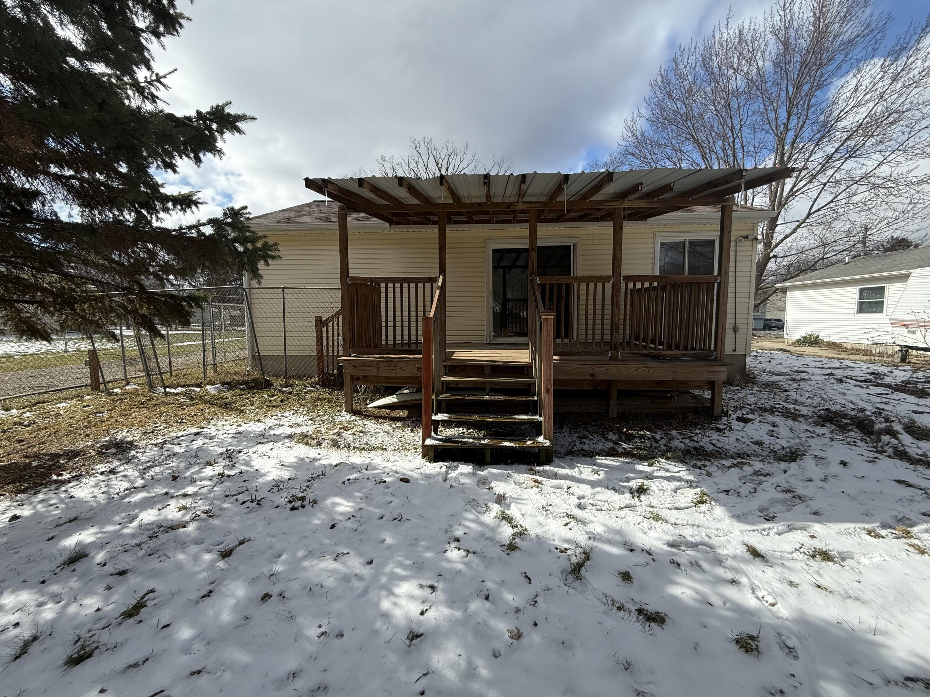 1632 Ohio Avenue Lansing, MI 48906 - Photo 29 of 31 IMG_7302
