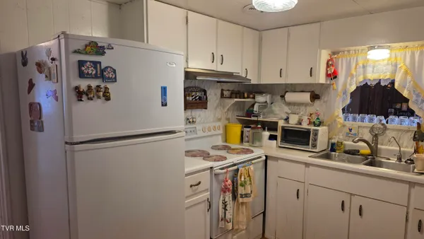 $150,000 | 133 Forrest View Lane, Coeburn, VA 24230