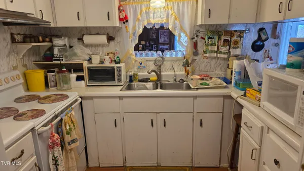 $150,000 | 133 Forrest View Lane, Coeburn, VA 24230