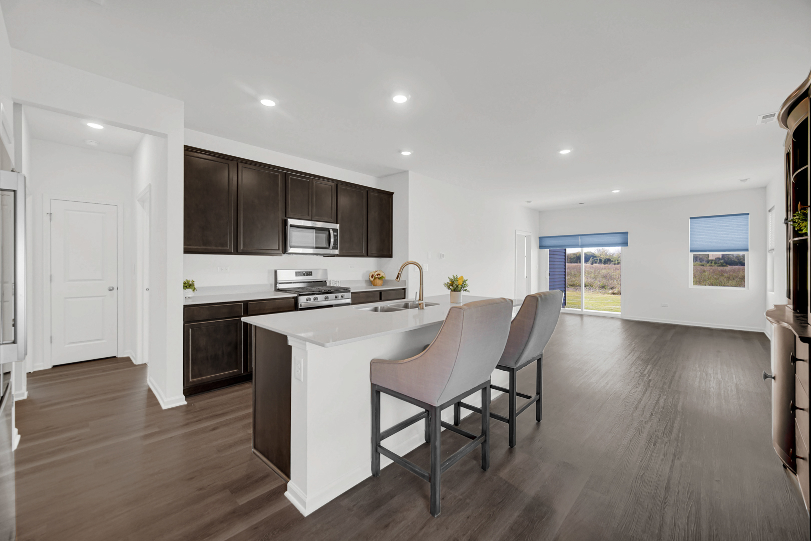 2930 Harnish Drive Algonquin, IL 60102 - Photo 6 of 32