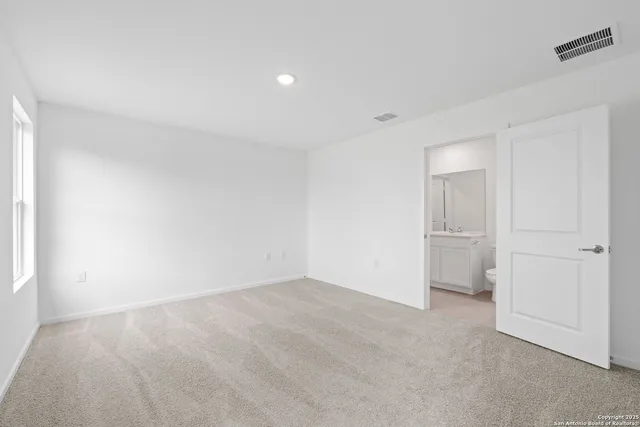 $1,600 | 1334 Neria Loop, San Antonio, TX 78224