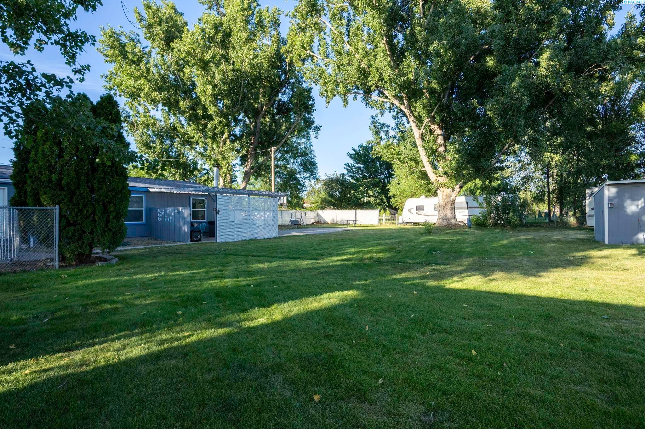 208405 East Bowles Road Kennewick, WA 99337 - Photo 35 of 35 Gallery Image 35