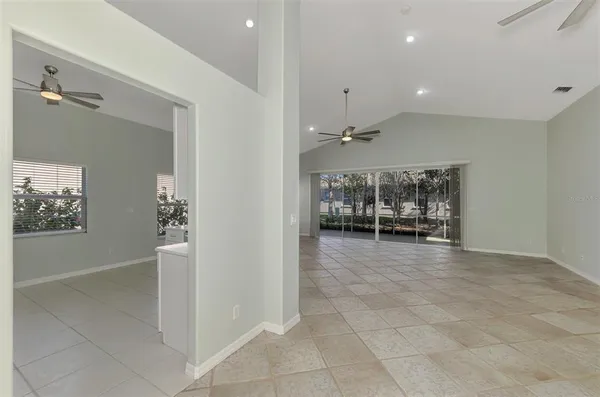 en view interior of the house and natural light