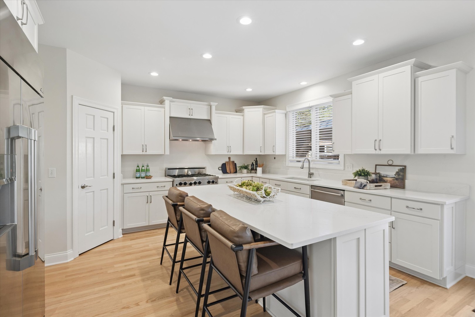 403 South Fairview Avenue Elmhurst, IL 60126 - Photo 12 of 34