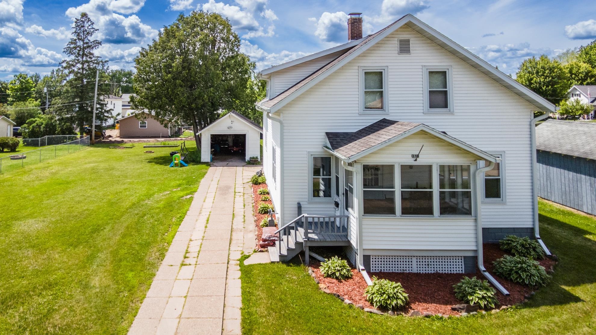 310 Nast Street Merrill, WI 54452 - Photo 5 of 49