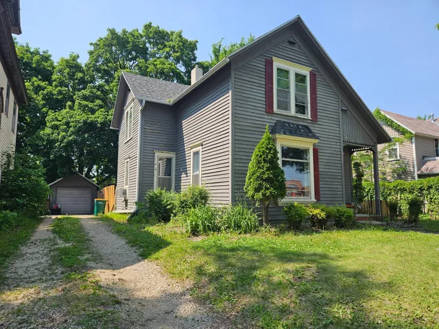 $79,900 | 210 South Pearl Street, Albert Lea, MN 56007