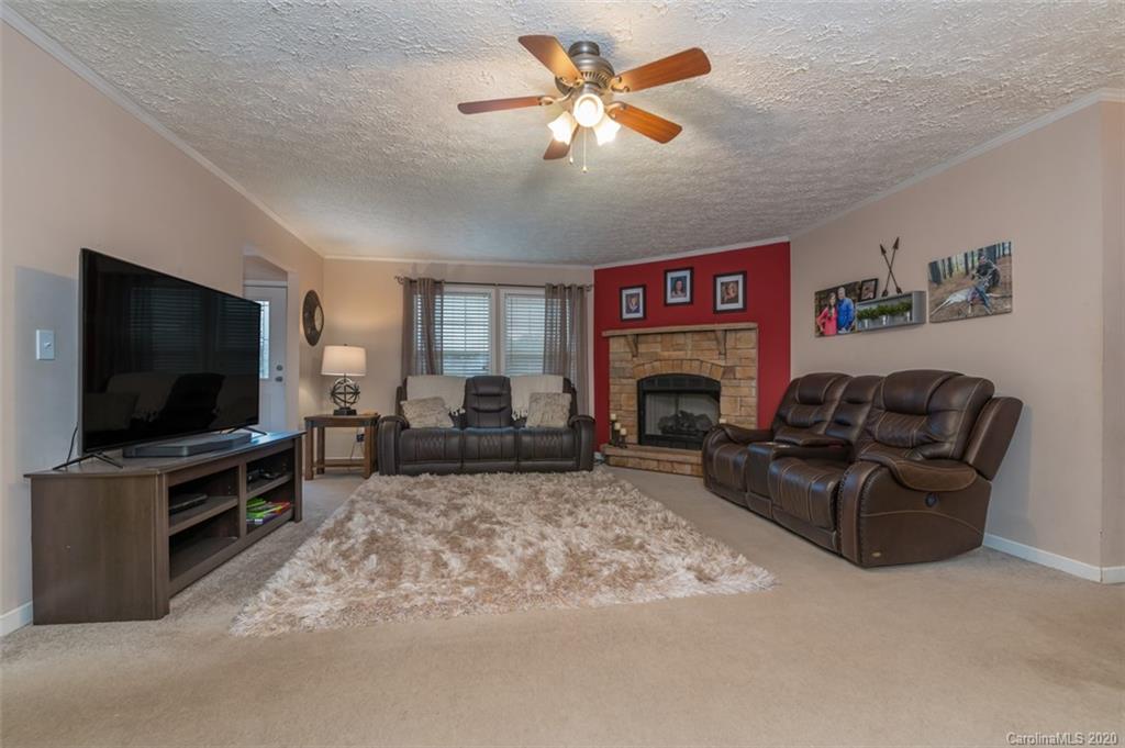 411 Lewis Road Rutherfordton, NC 28139 - Photo 4 of 27