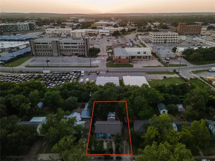 $525,000 | 5802 Chesterfield Avenue, Austin, TX 78752