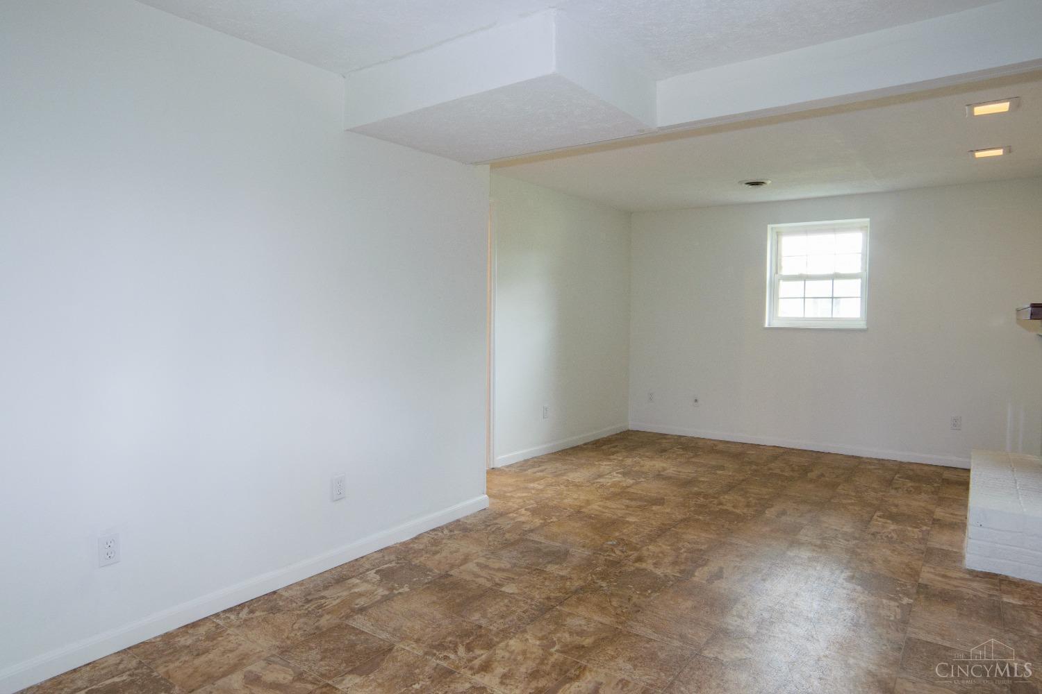 12115 Pippin Road Cincinnati, OH 45251 - Photo 35 of 41 Gallery Image 35