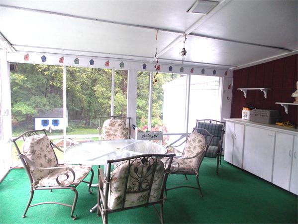 59 High Street Hudson, MA 01749 - Photo 5 of 12 Gallery Image 5