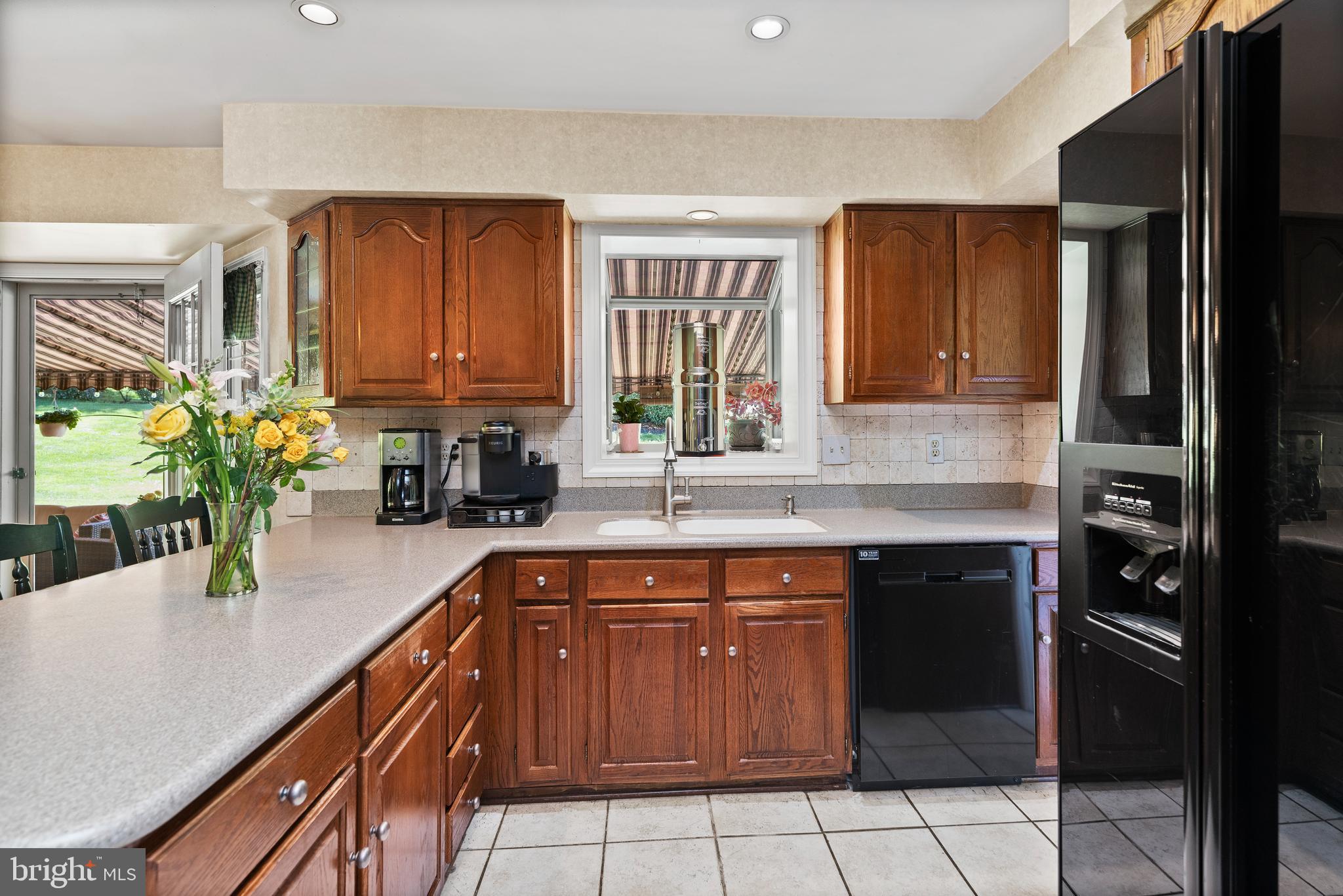 2347 Jonquil Road York, PA 17403 - Photo 15 of 53