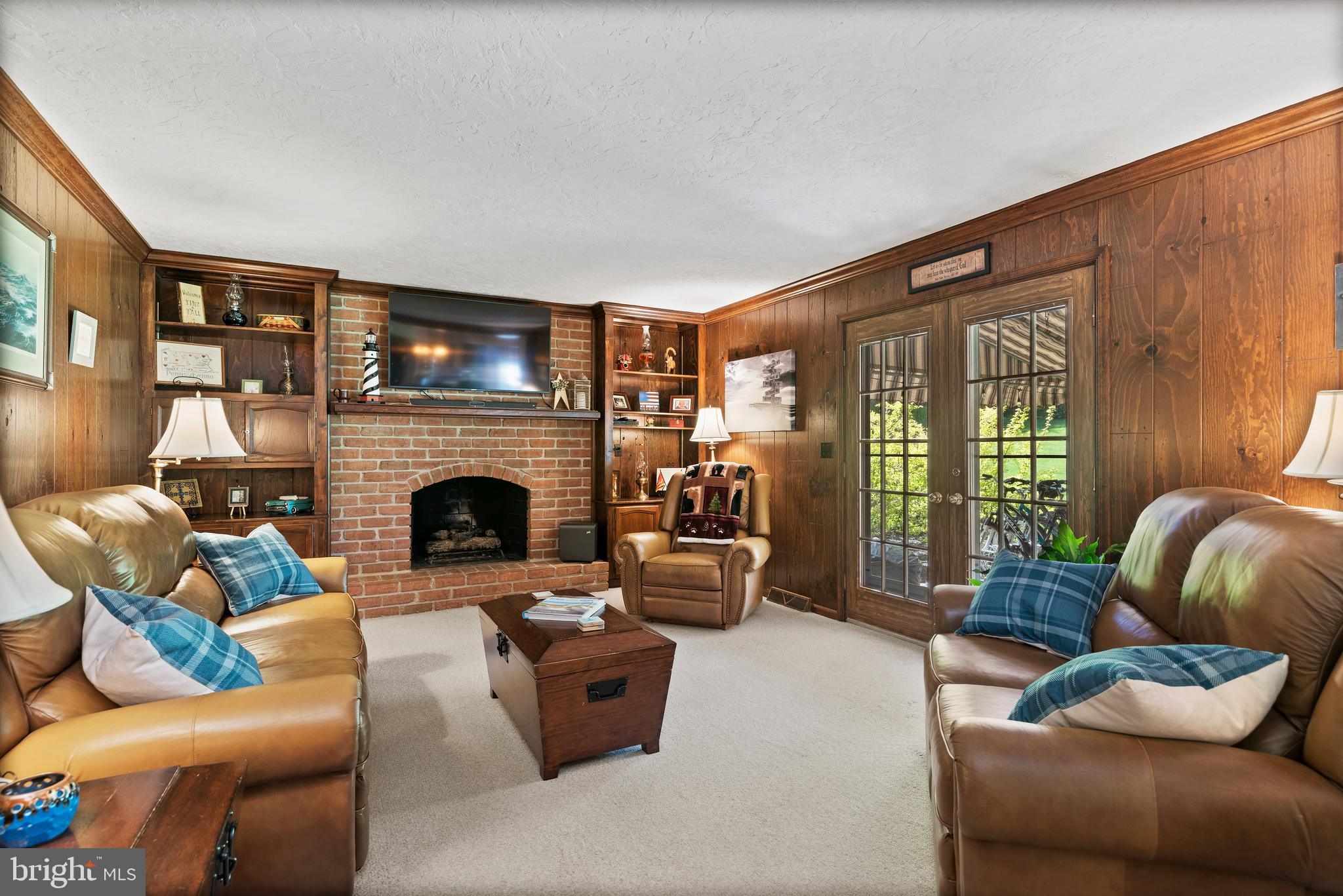 2347 Jonquil Road York, PA 17403 - Photo 20 of 53 Lovely Built Ins