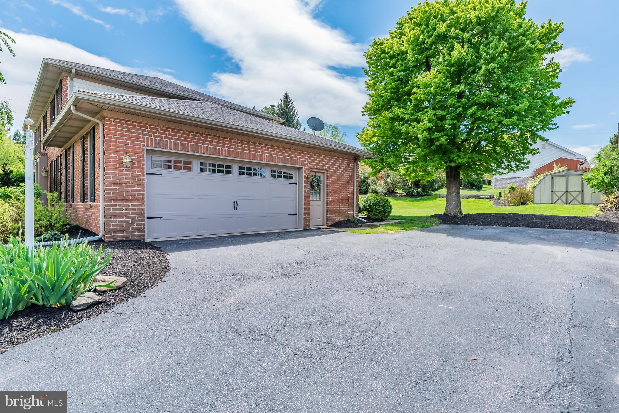 2347 Jonquil Road York, PA 17403 - Photo 40 of 53 Side Entry Oversized Garage