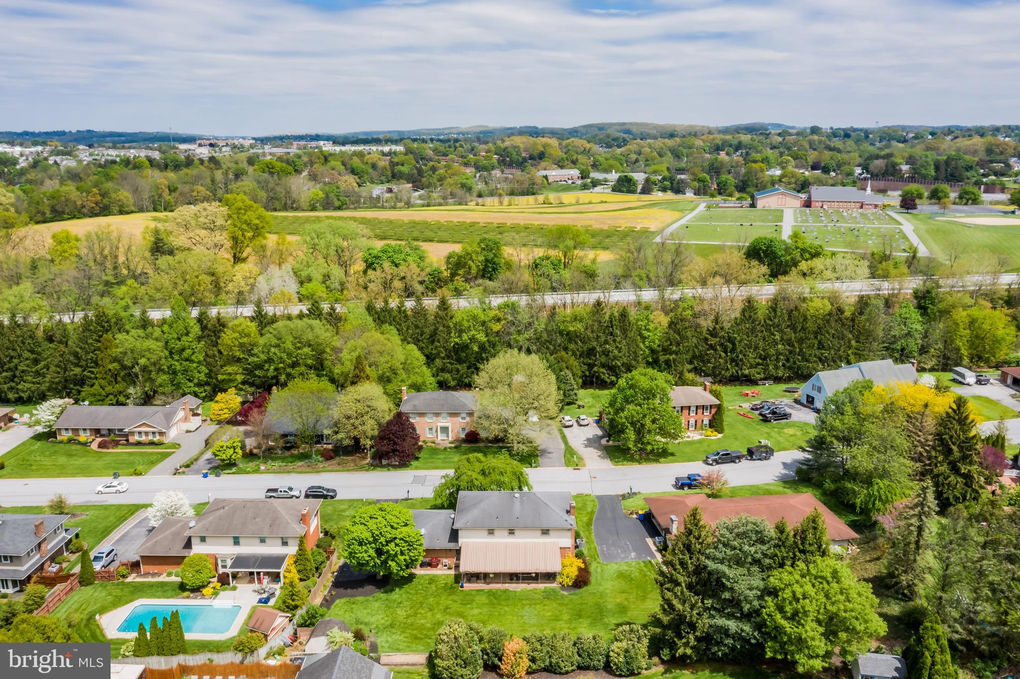 2347 Jonquil Road York, PA 17403 - Photo 48 of 53