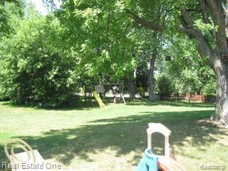 4345 Maybee Road Lake Orion, MI 48359 - Photo 7 of 21 MAYBEE BACKYARD 3.jpg