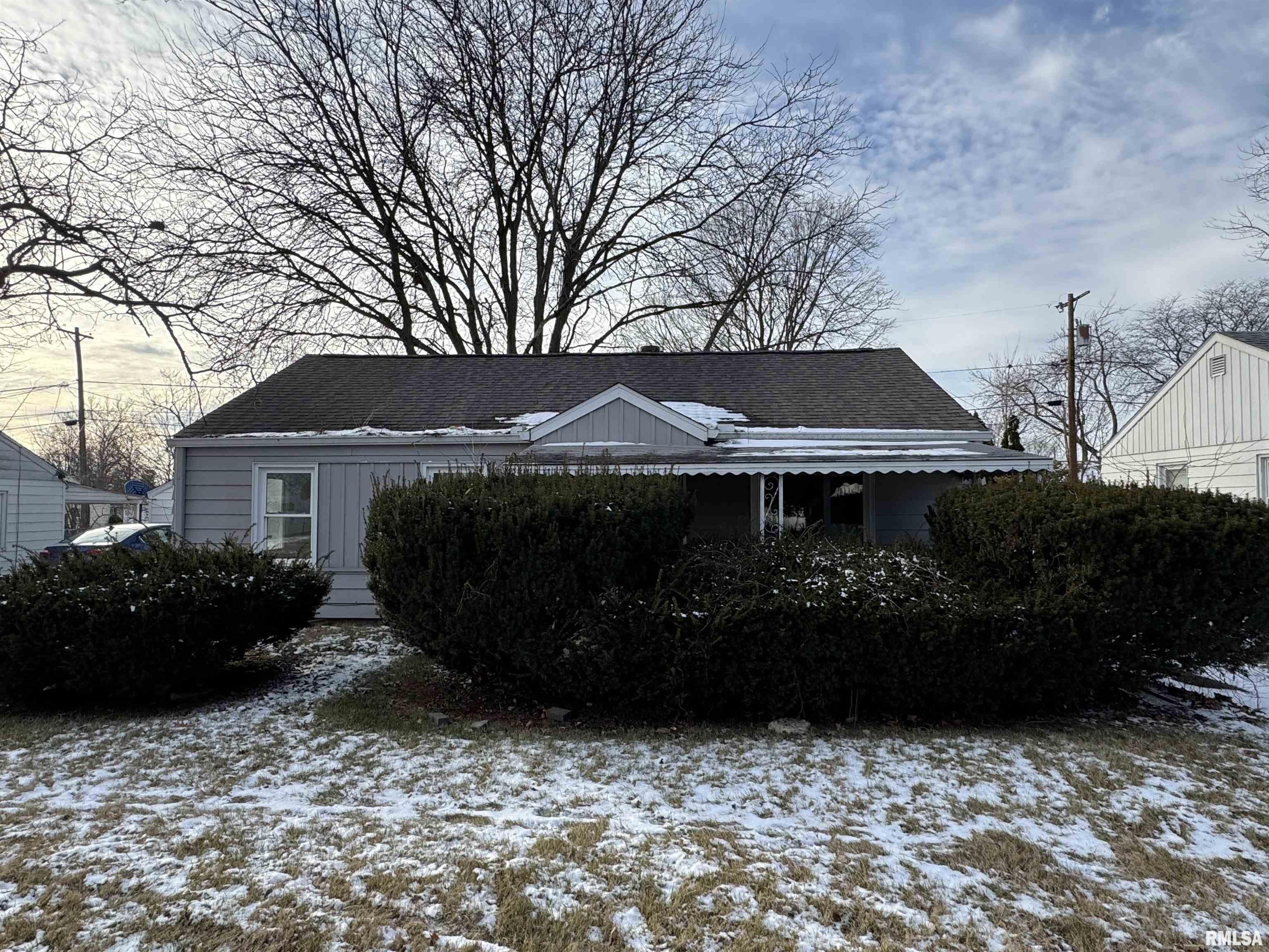 3011 North Mission Road Peoria, IL 61604 - Photo 2 of 13 Gallery Image 2