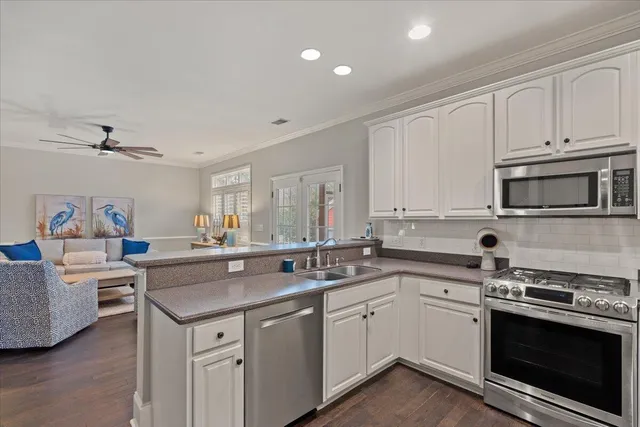 $860,000 | 2274 Sandy Point Lane, Mount Pleasant, SC 29466