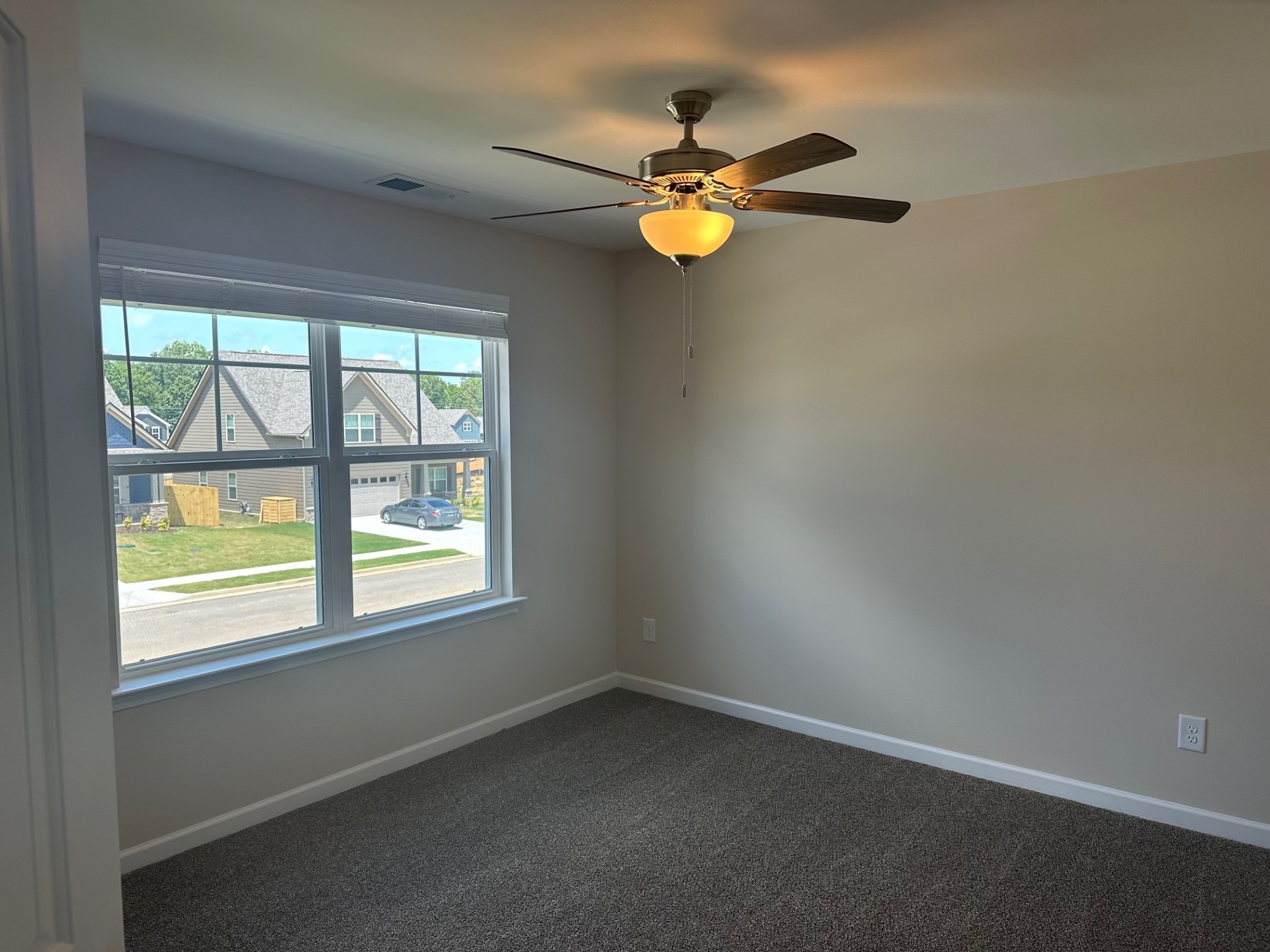 7017 Sully Court Fairview, TN 37062 - Photo 11 of 16 an empty room with a window