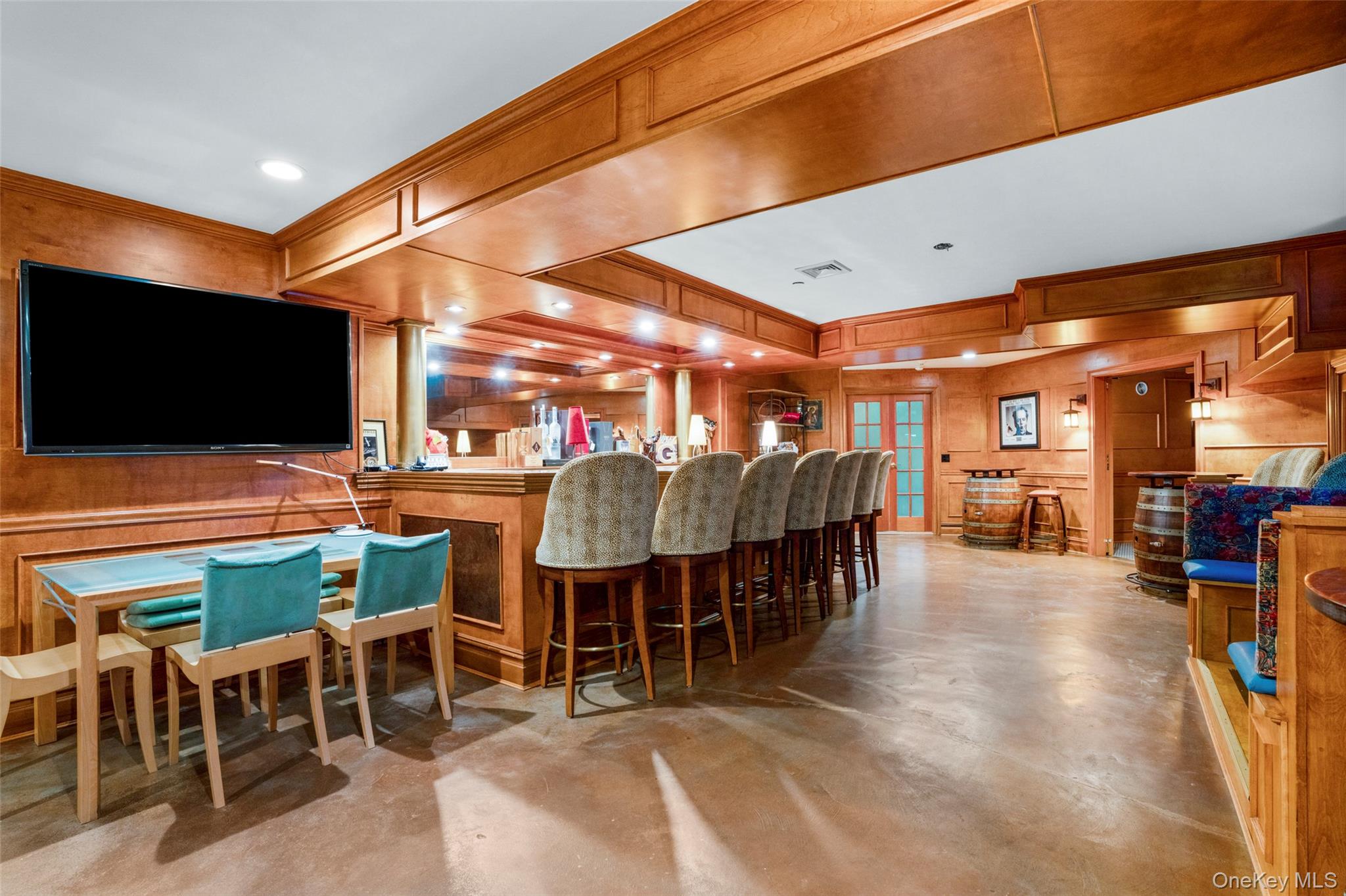 23 Pheasant Drive Rye, NY 10580 - Photo 24 of 30 Basement kitchen and bar