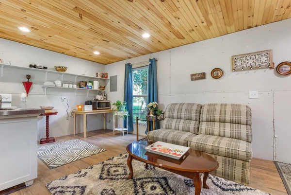 $550,000 | 318 Snow Falls Lane, Dayton, TN 37321