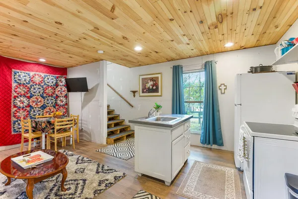 $550,000 | 318 Snow Falls Lane, Dayton, TN 37321