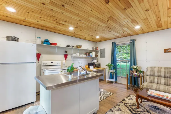 $550,000 | 318 Snow Falls Lane, Dayton, TN 37321