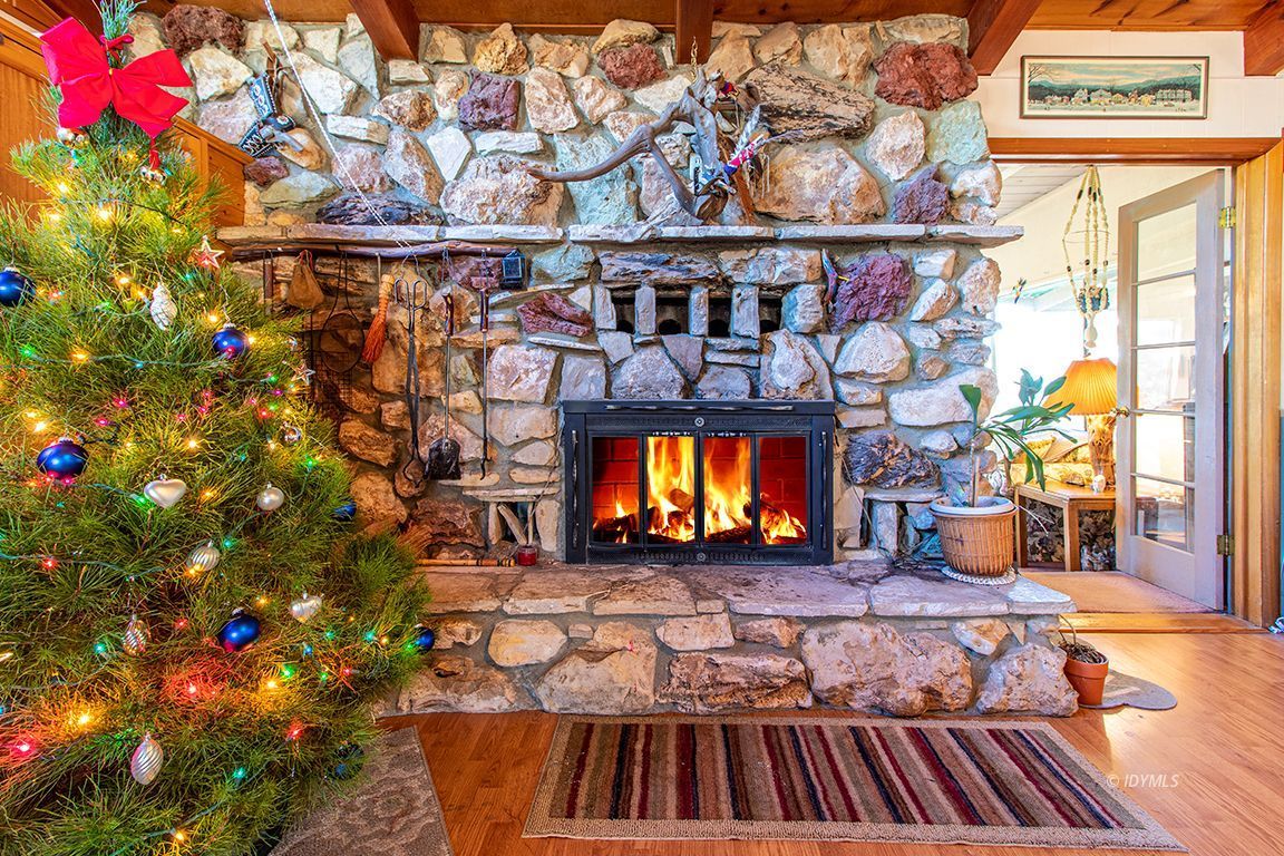 53475 Double View Drive Idyllwild, CA 92549 - Photo 11 of 51 Classic lava rock fireplace