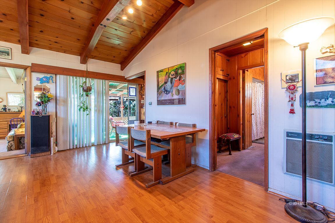 53475 Double View Drive Idyllwild, CA 92549 - Photo 24 of 51 Sliding doors to covered porch