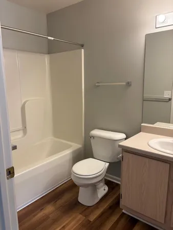 $1,700 | 1005 East Duncan Street, Unit 1D, Manchester, MI 48158