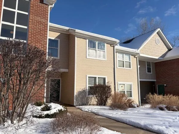 $1,700 | 1005 East Duncan Street, Unit 1D, Manchester, MI 48158