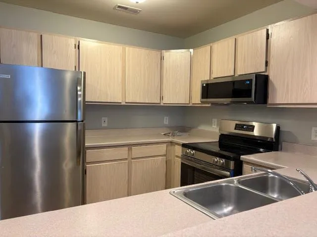 $1,700 | 1005 East Duncan Street, Unit 1D, Manchester, MI 48158